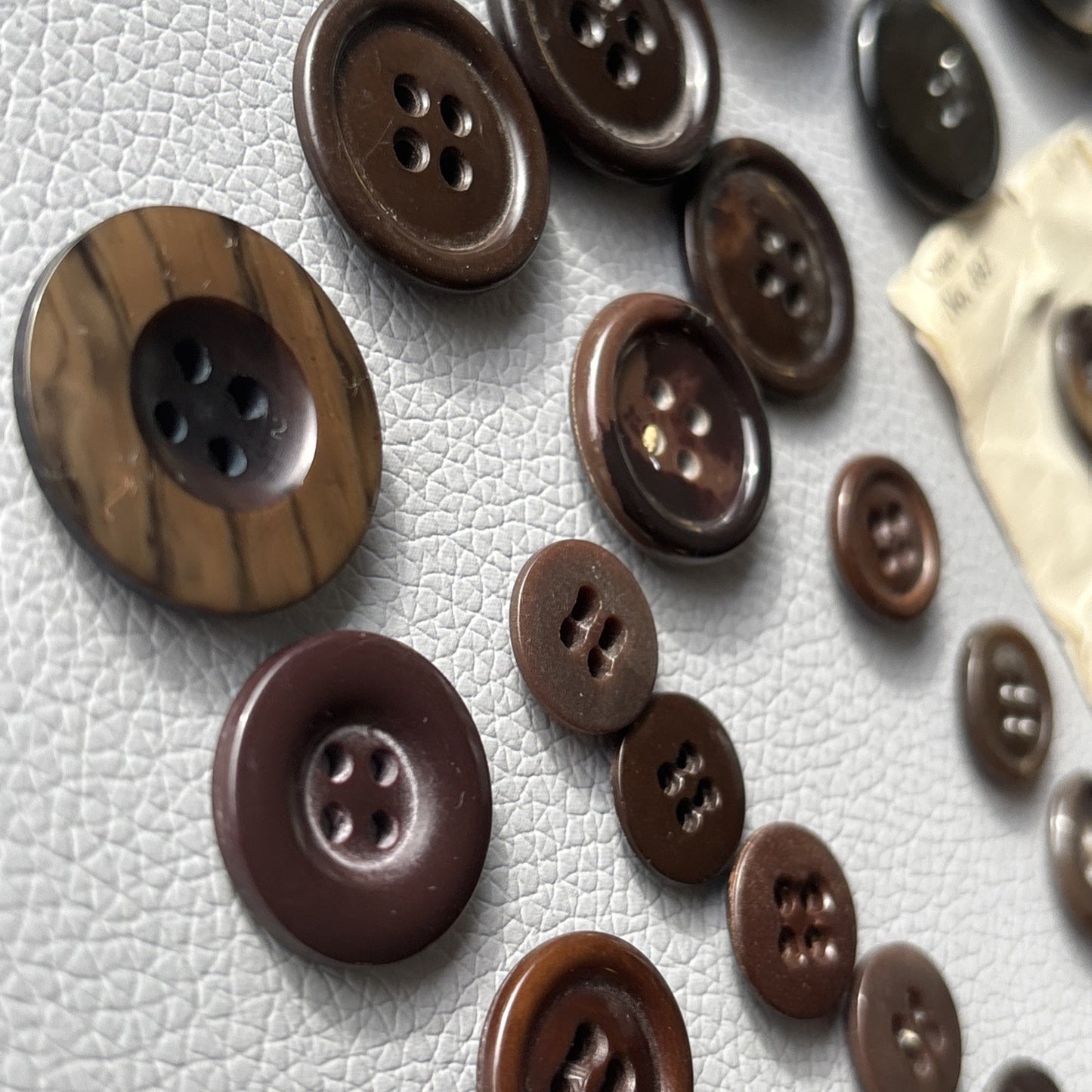 Vintage Brown Button Lot Early Plastics 4 Hole Round Jackets Shirts Sewing