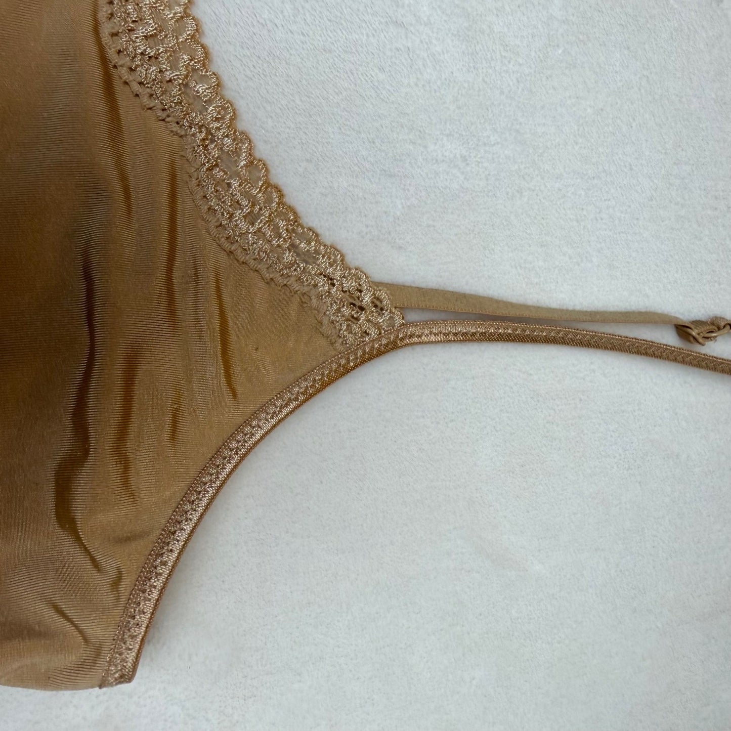Jockey Camisole Tan Lace Trim Tactel Nylon Lycra Stretch Basic Minimalist M