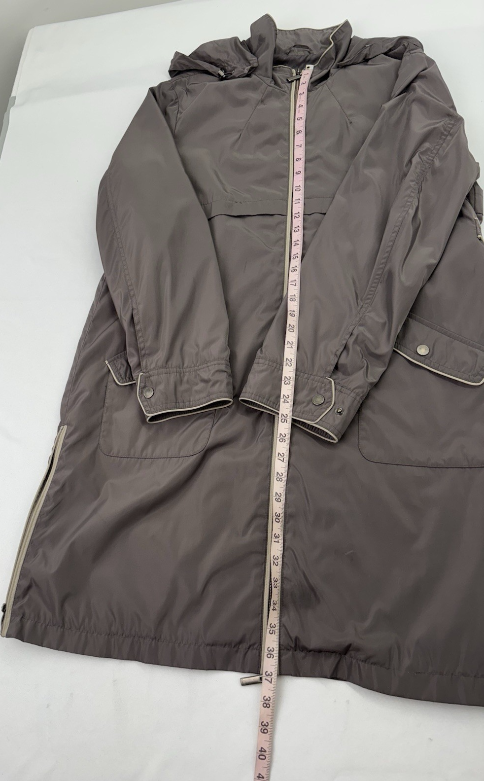 Hilary Radley Newyork Women's Taupe Jacket Zip Up Sz Large Hood Small Stain