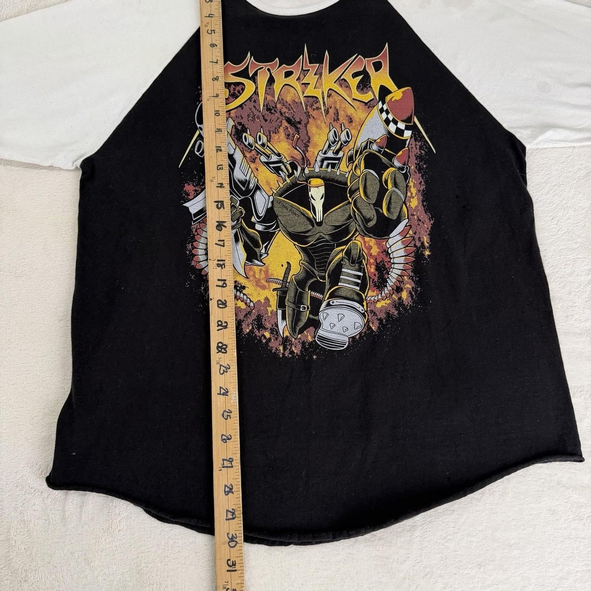 Vintage Alstyle STRIKER Graphic Raglan Shirt XL Black/White – Comic Style Robot