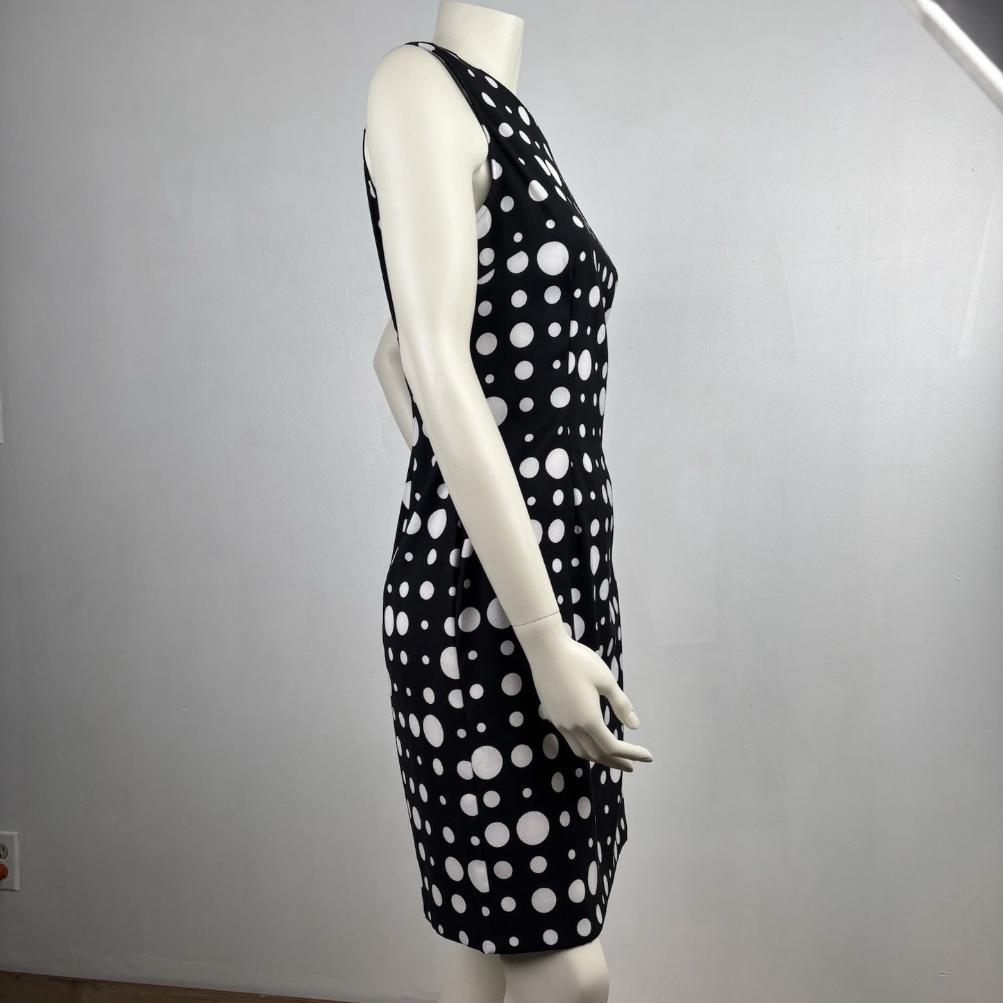 Connected Women's Black And White Polka Dot Dress Sleeveless Size 12 Boatneck
