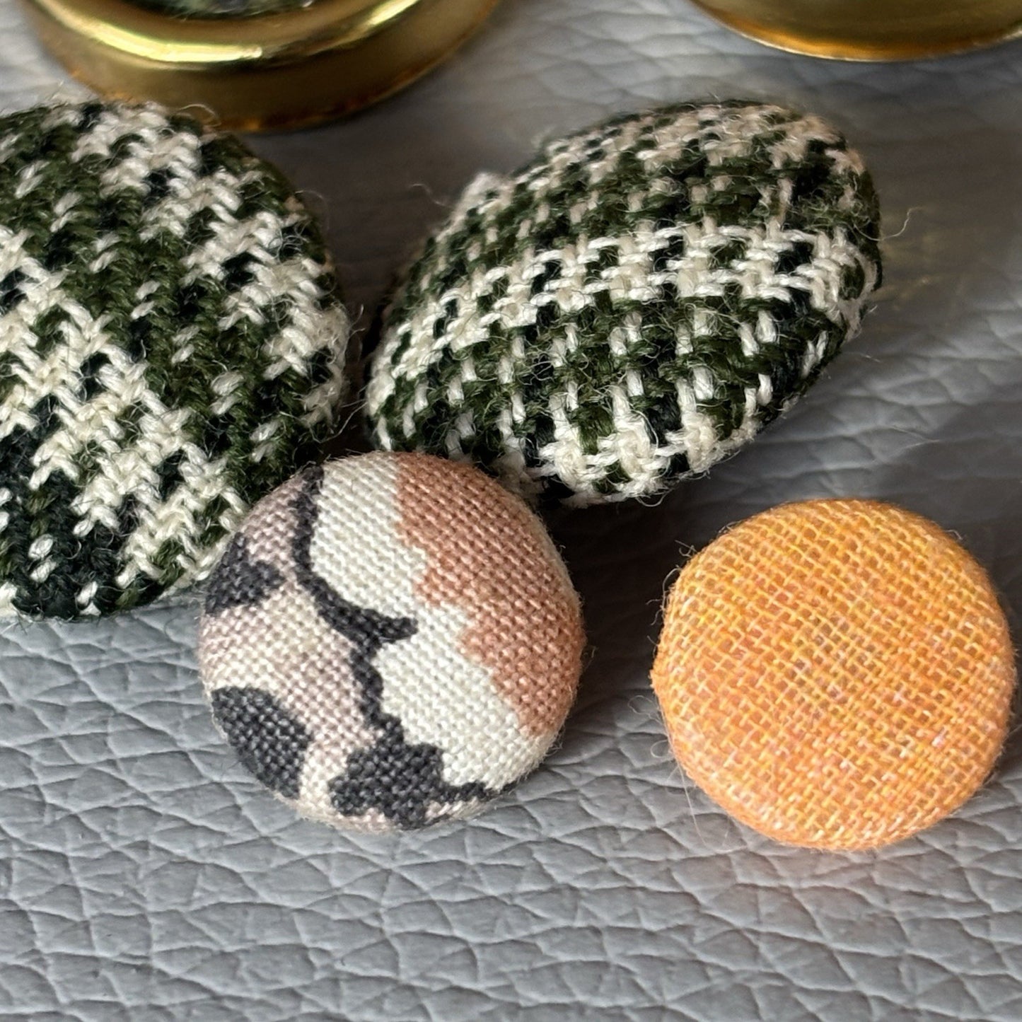 Vintage Fabric Covered Button Lot 1930s–50s Wool Tweed Satin & Thread Wrapped