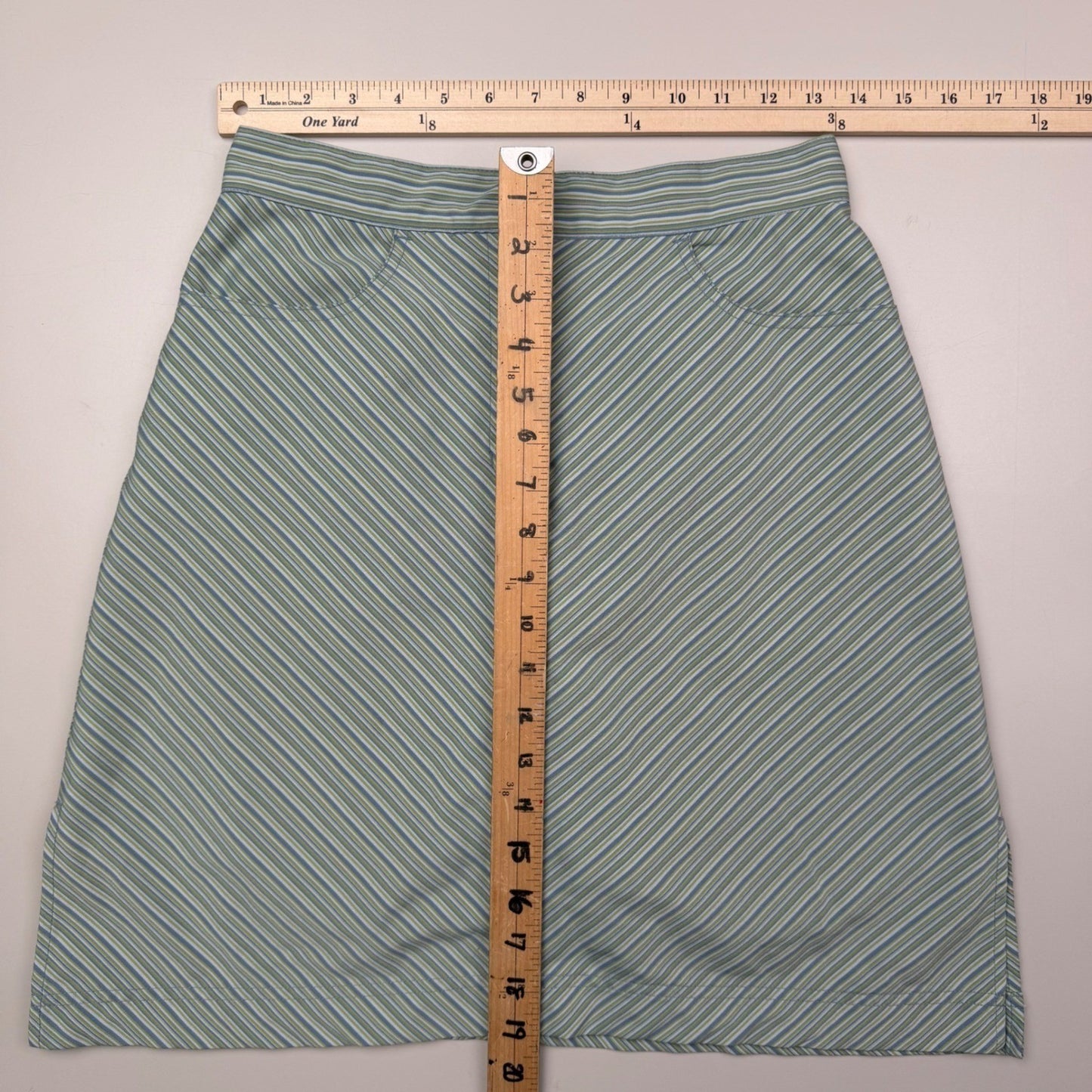 Aurea Golf Essentials Skort Blue Green Striped Pockets Athleisure Preppy Size 4