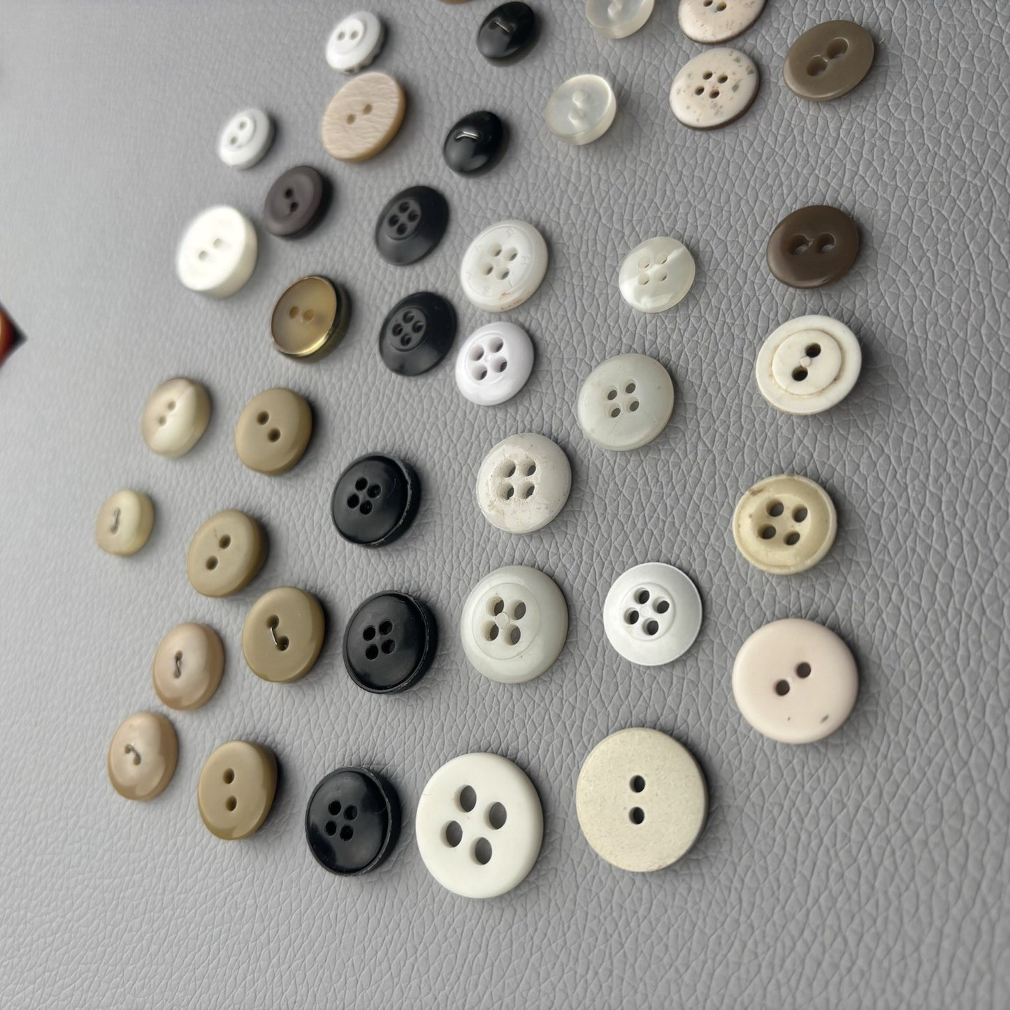 Vintage Button Lot Neutral Mix 50pcs | Shell, Casein, Plastic, Carved & Novelty