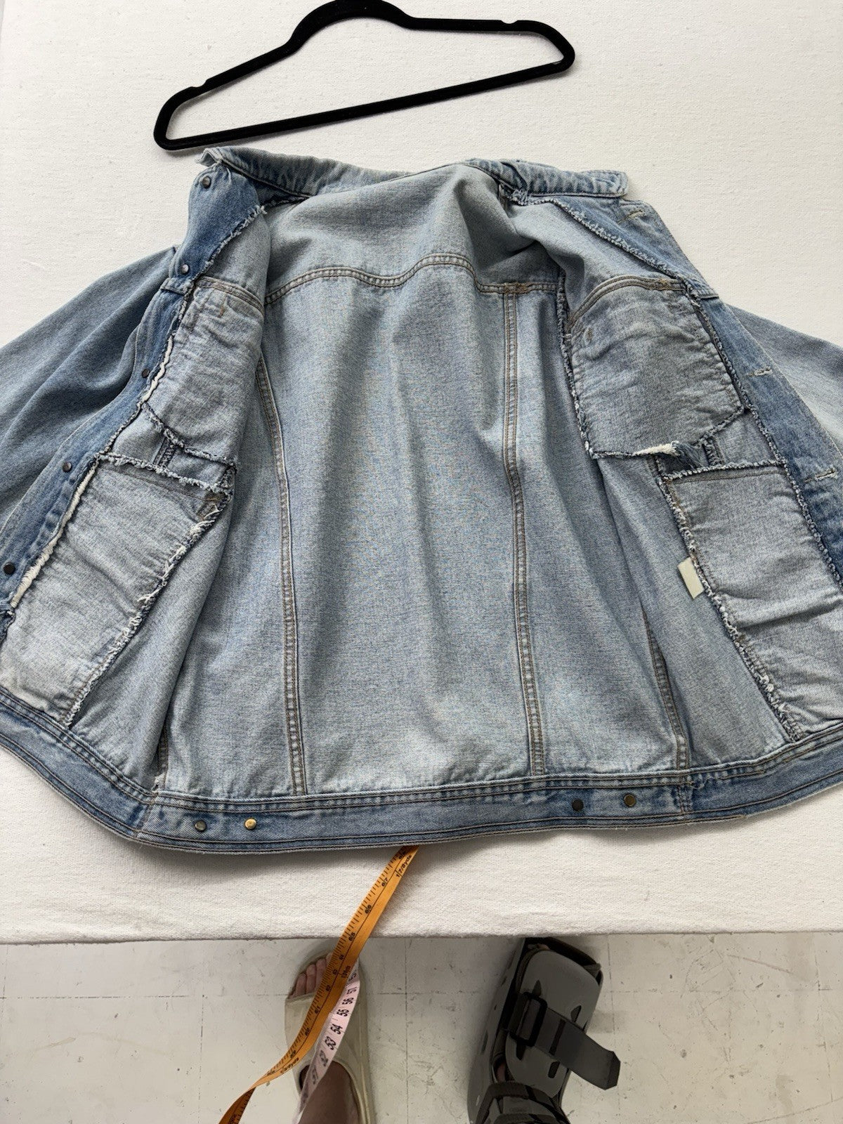 Vintage Oversized Light Wash Denim Jacket 80s 90s Unisex Grunge Distressed Lrge