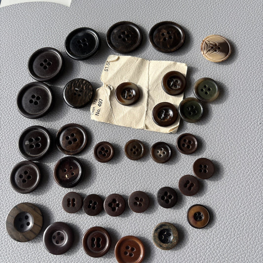 Vintage Brown Button Lot Early Plastics 4 Hole Round Jackets Shirts Sewing