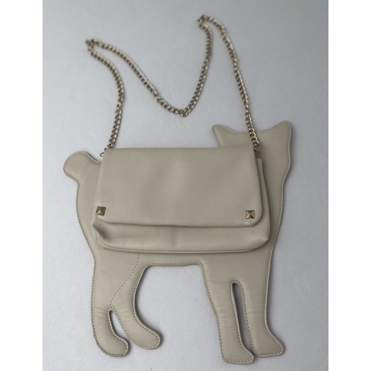 White Cat Shaped Shoulder Purse Gold removable Chain Snap Closure Kidcore Y2K