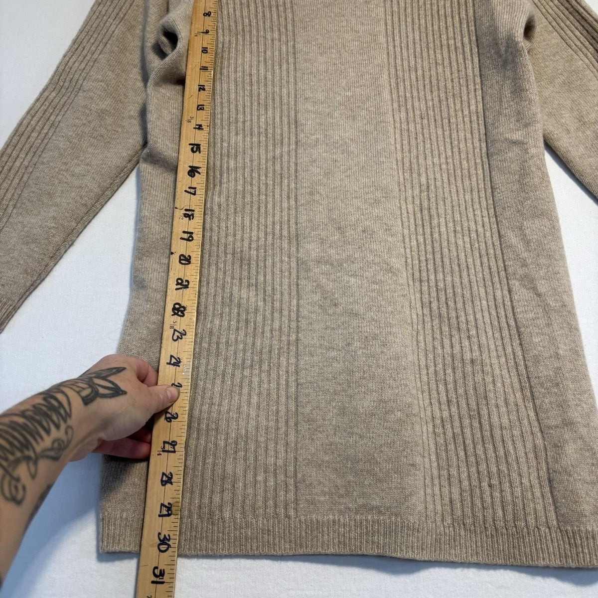 Vintage Adrienne Vittadini Cashmere Wool Long Sweater | M — detail photo 15