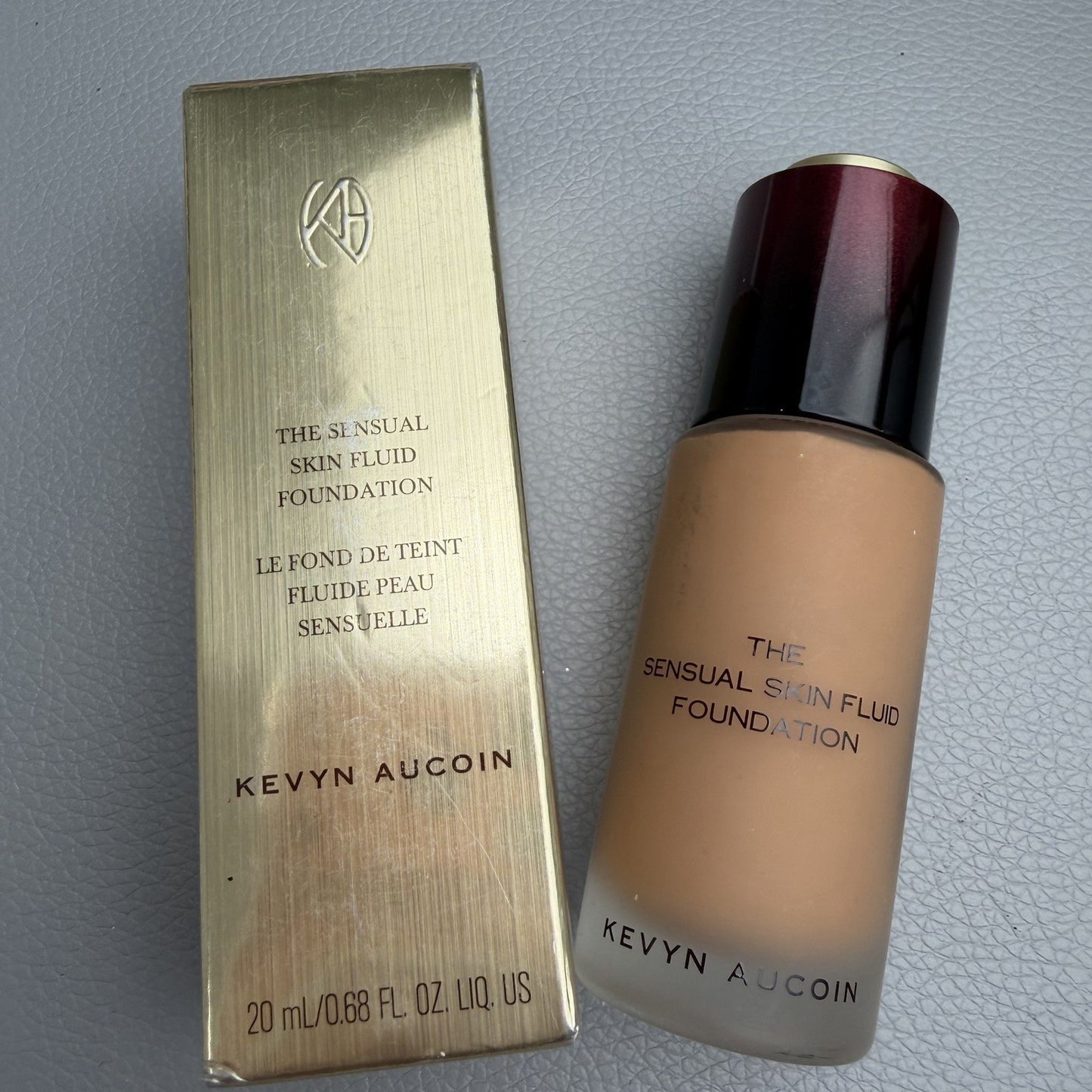 KEVYN AUCOIN The Sensual Skin Fluid Foundation  SF14 PAST SHELF LIFE 0.68 OZ