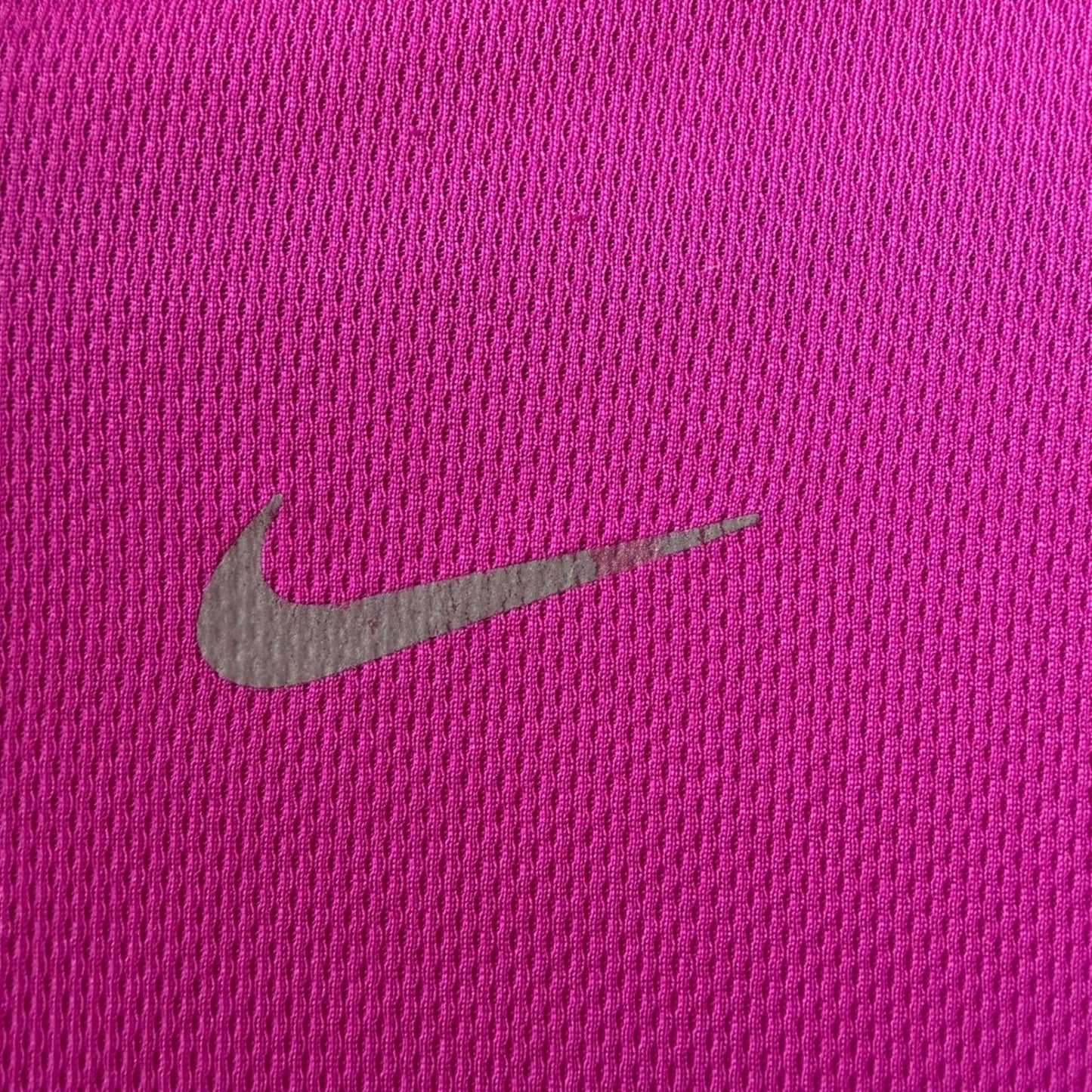 Nike Dri-FIT Shirt Short Sleeve Pink Activewear Gym Training Tee Womens Size M