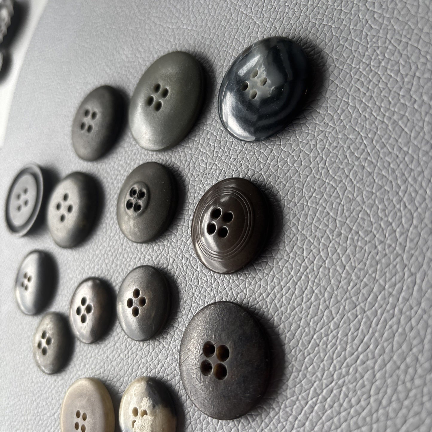 Vintage Button Lot Of  Grey Brown Beige Medium, Lg  Round Wooden + Plastic