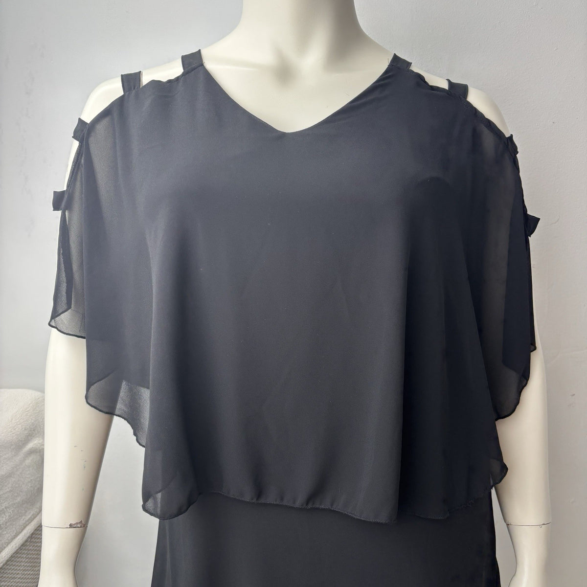 Black Chiffon Overlay Dress Cold Shoulder Layered Sheer Party Cocktail Sz Medium