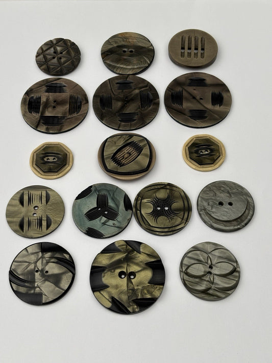 Vintage Carved Art Deco Buttons Lot – Large Marbled Bakelite Style, 16 Pieces