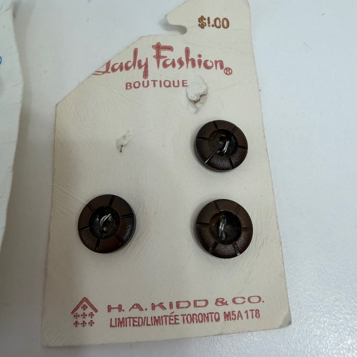 Lady Fashion Vintage Buttons Deadstock Retro Sewing Supply Mid Century Mix Lot