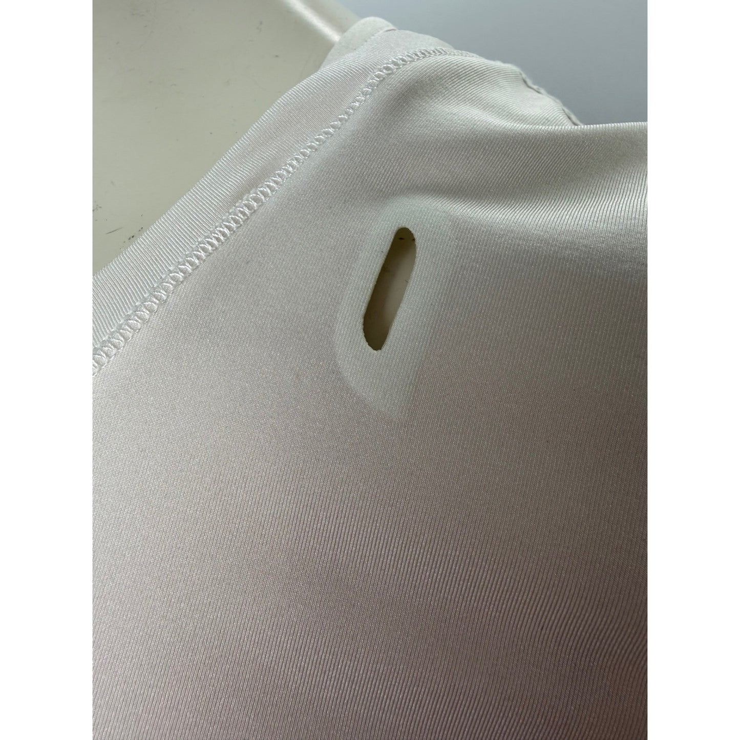 Adidas Techfit ClimaCool White Short Sleeve Training Top Keyhole Back Small
