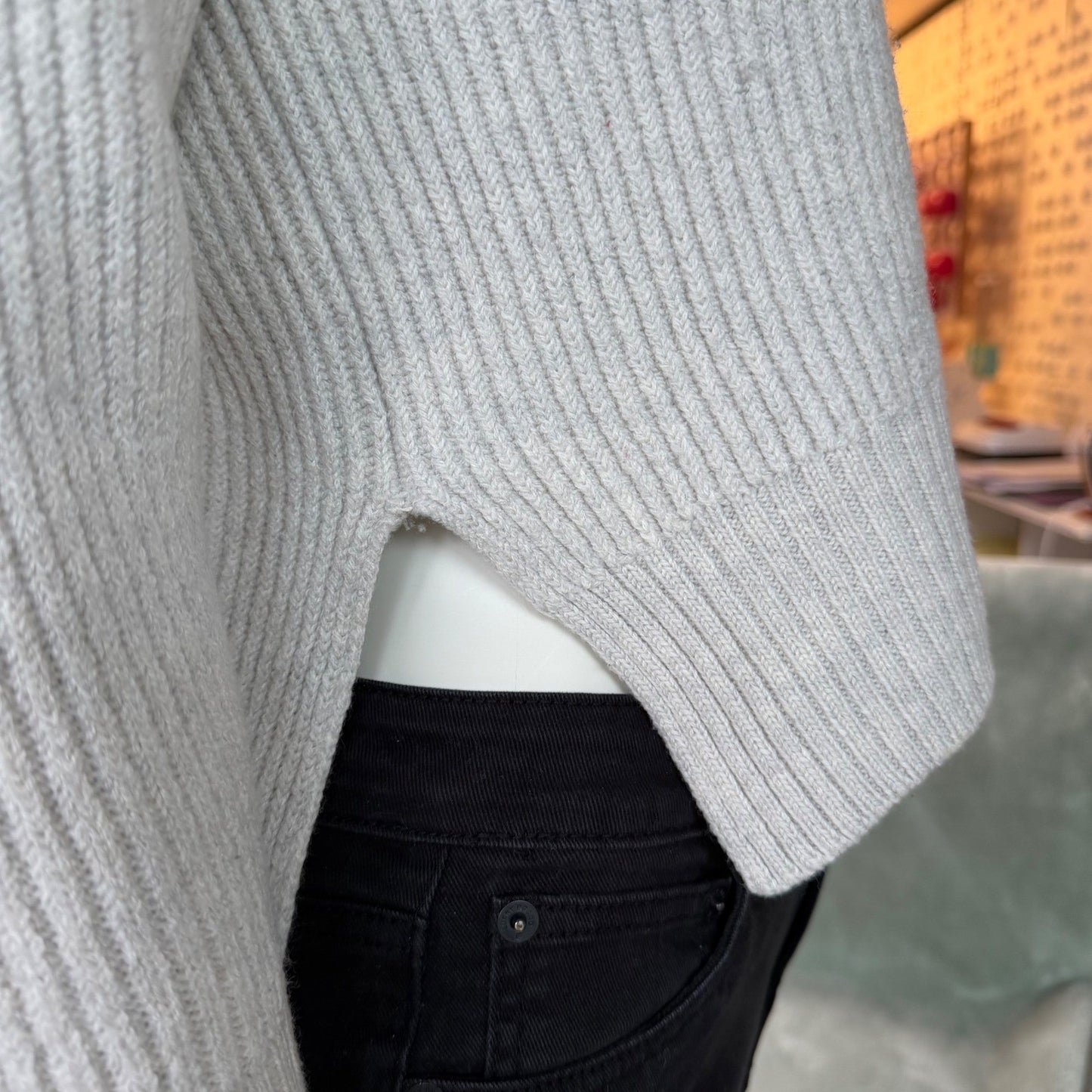 Aritzia Sweater Wilfred Free 100% Merino Wool Ribbed Turtleneck Gray Old Money