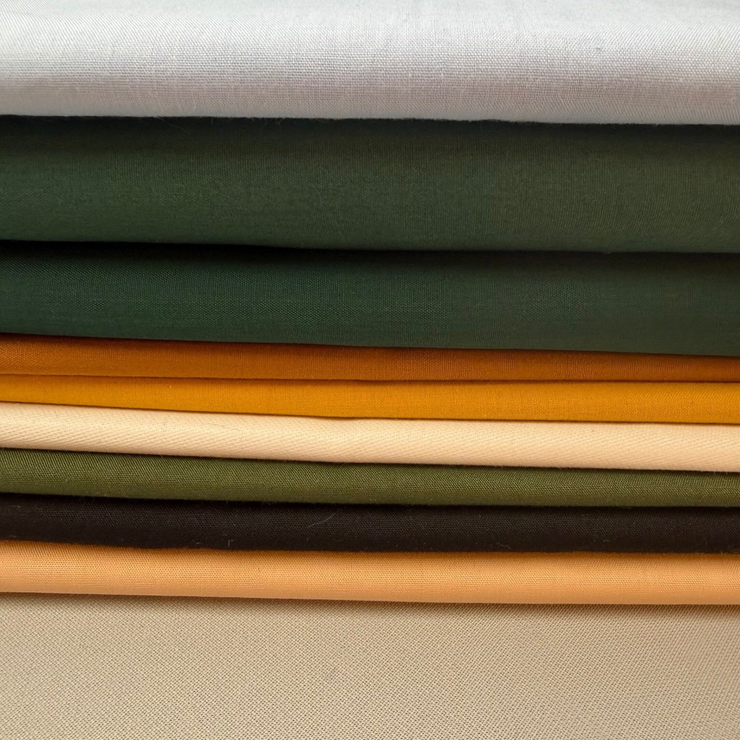 Fabric Fat Quarters Bundle Assorted Colors Sewing Quilting Crafting