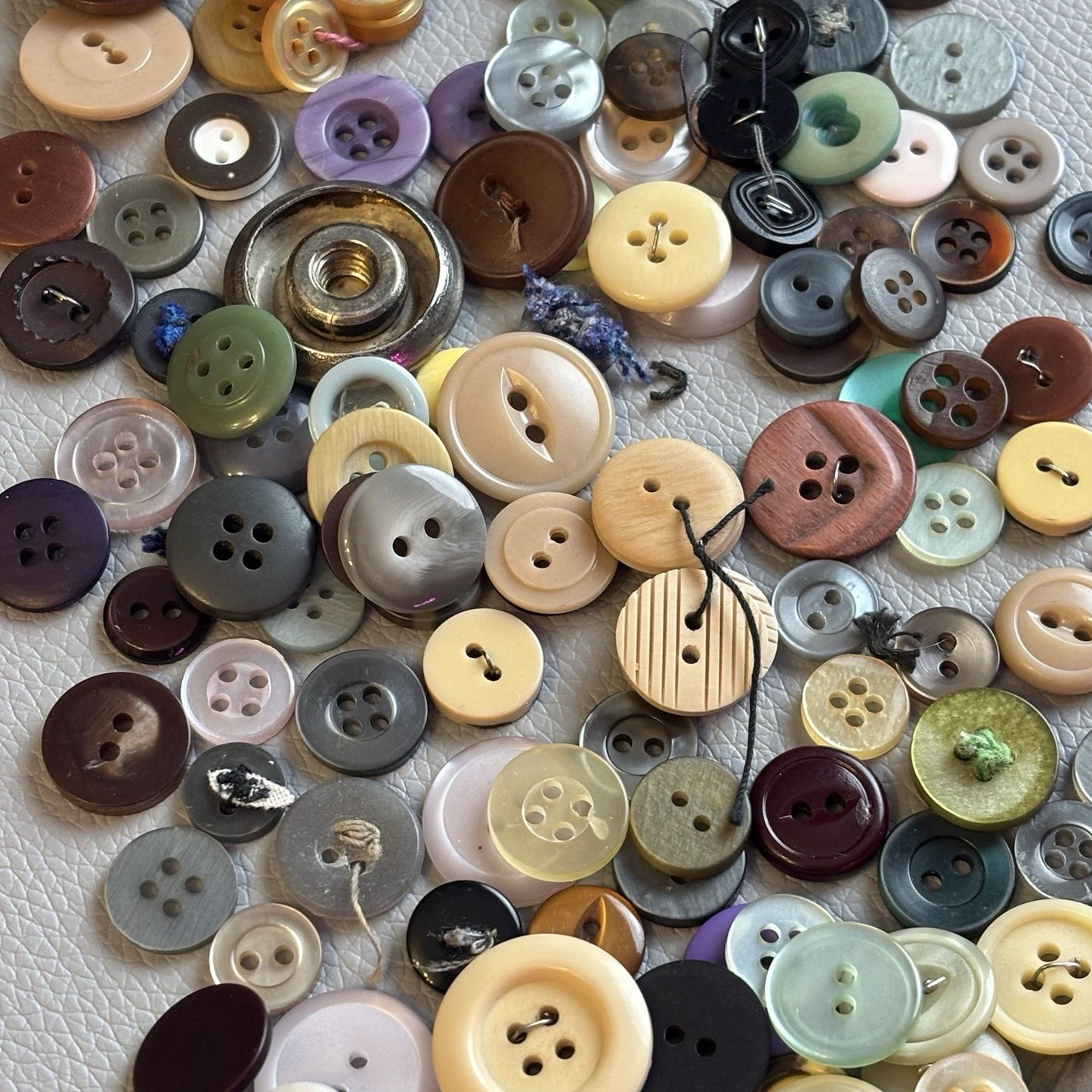 Button Lot Of Assorted Colors In 2 Hole 4 Hole Shiny Mat Red Blue Black Grey