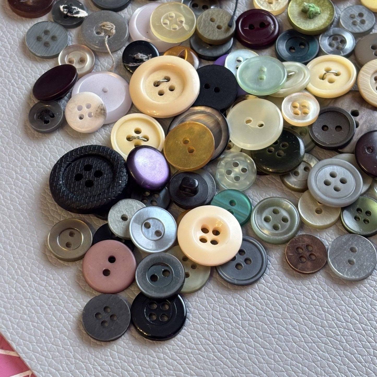 Button Lot Of Assorted Colors In 2 Hole 4 Hole Shiny Mat Red Blue Black Grey