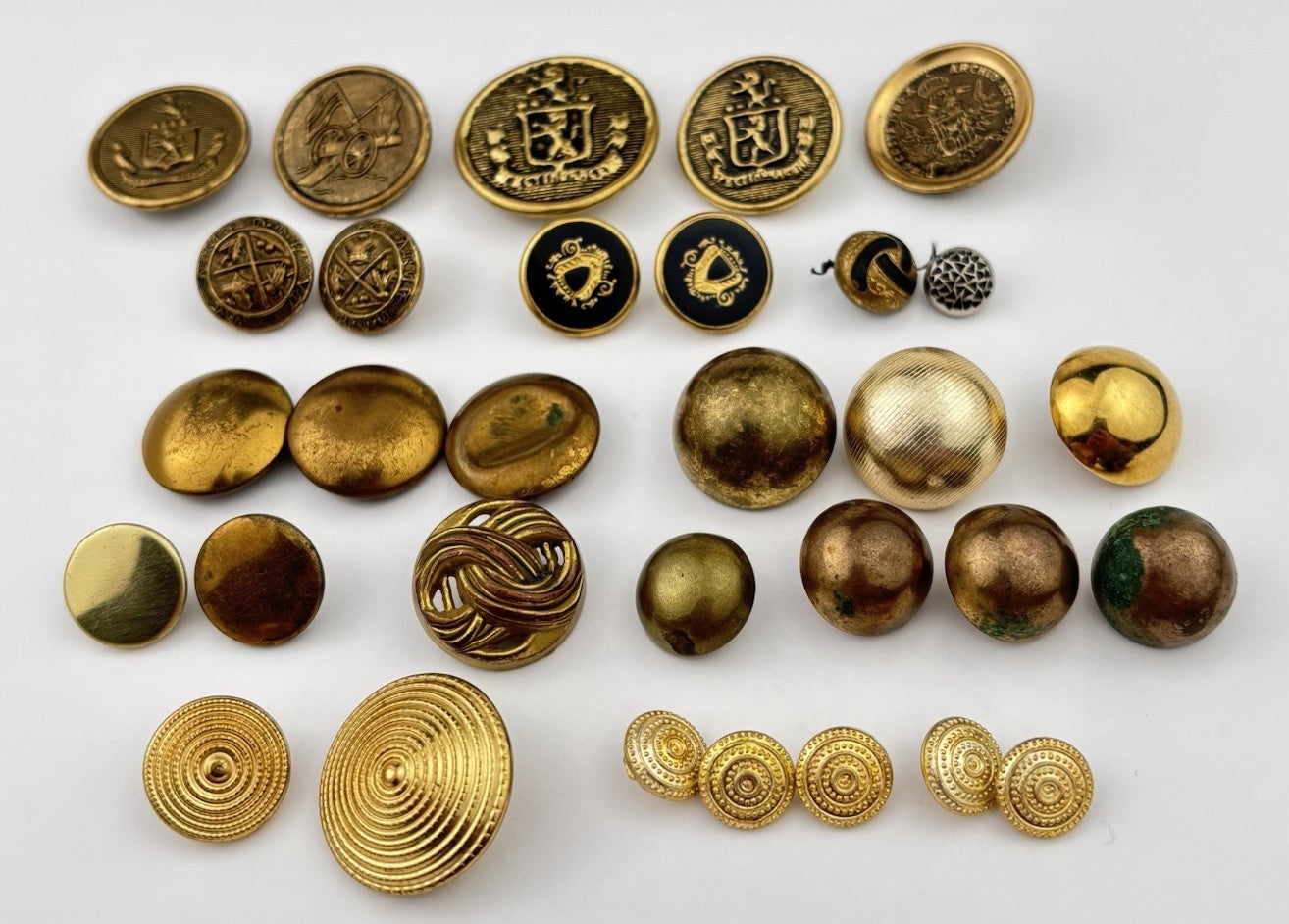 Vintage Brass & Gold Button Lot – Embossed, Hammered & Textured Mix, 31 Pieces