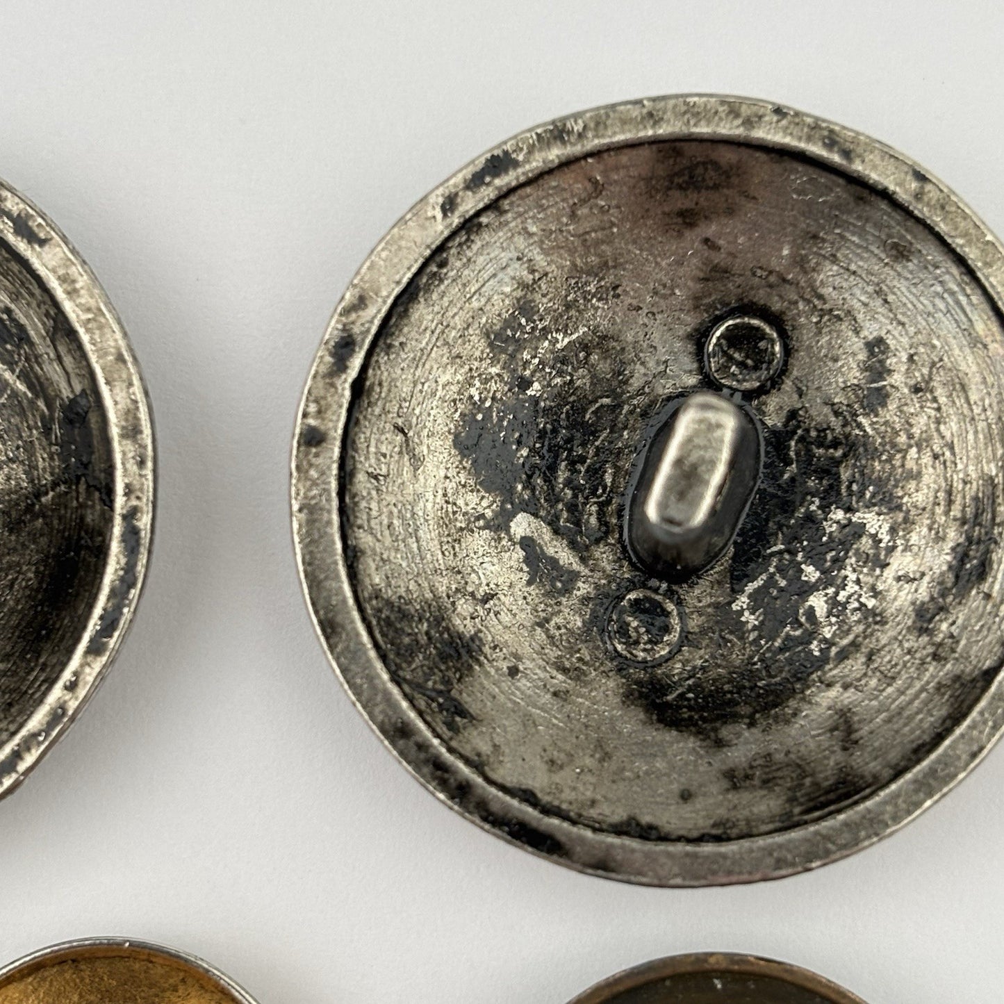 Vintage Metal Crest Buttons Lot – Gold & Silver Heraldic Lion & Shield, 12pcs