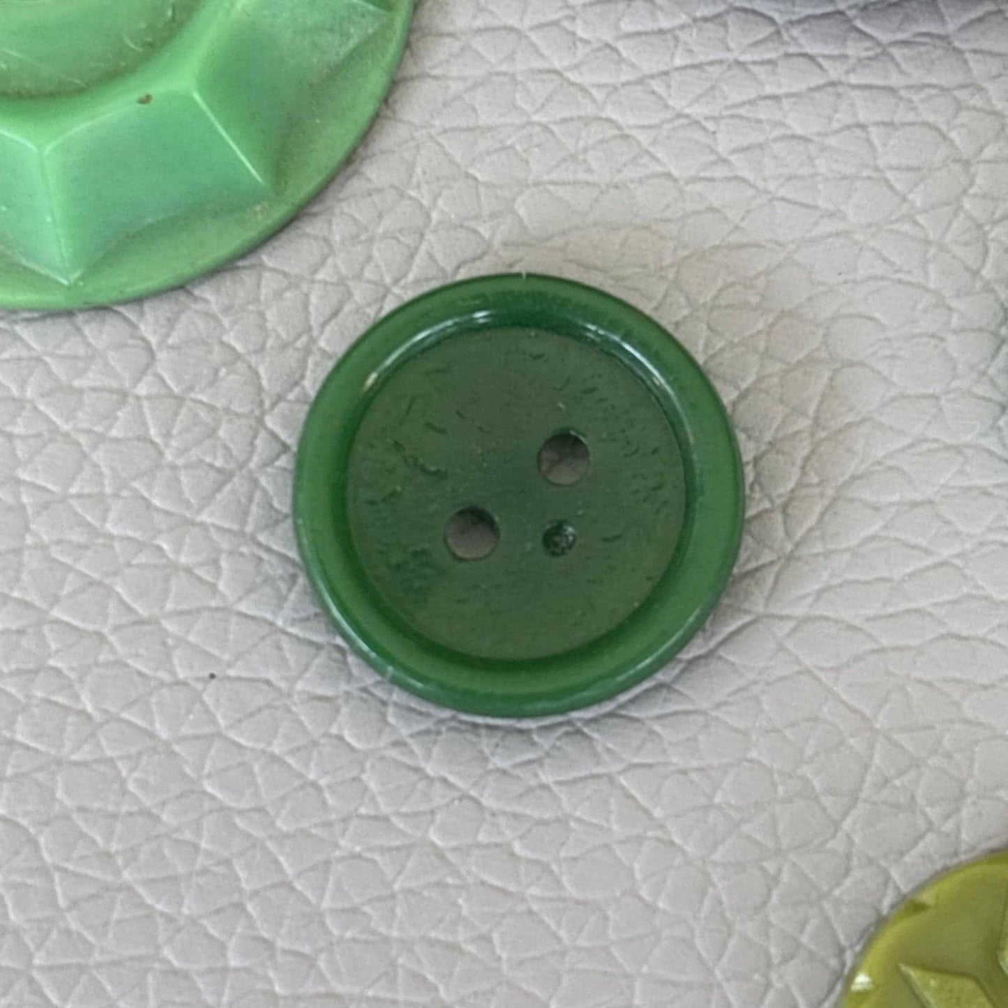 WWII RAF Bakelite Button Lot • Military Khaki & Deco Green Plastics (1940s–50s)