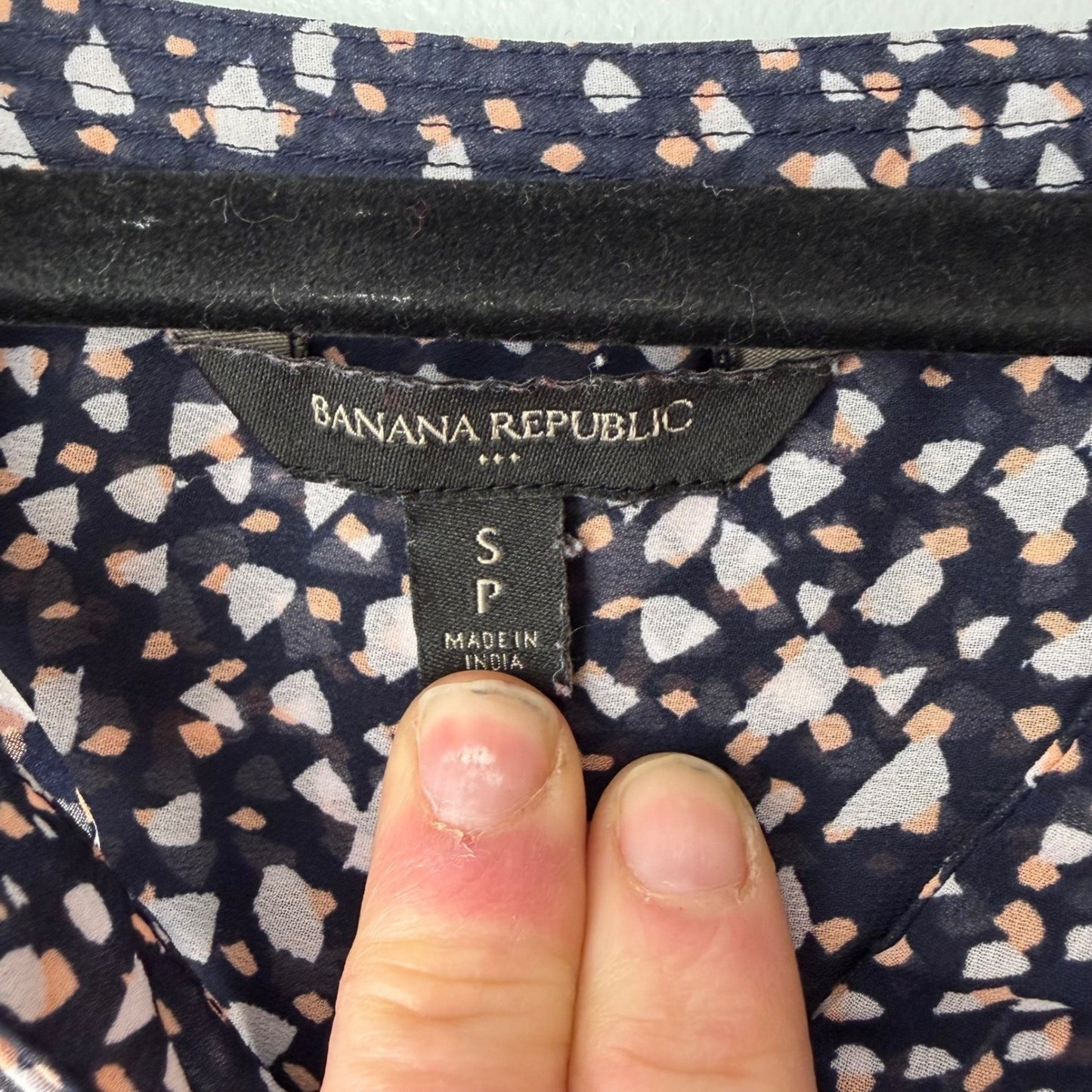 Banana Republic Blouse Womens Navy Blue Abstract Print Office Siren Career  S/P