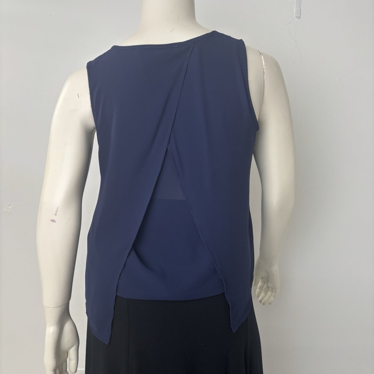 Michael Kors Blouse Sz L Navy Top Normcore Vanillagirl Quietluxury Oldmoney Work