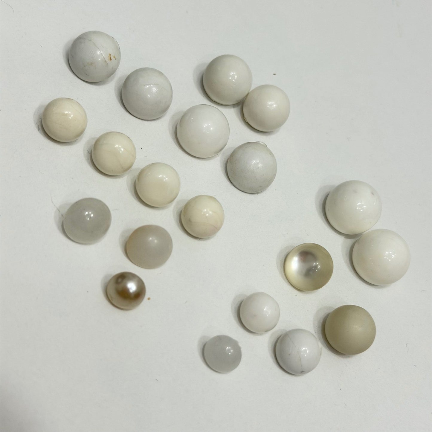 Vintage Pearl Shank Buttons Lot Vintage Bridal Crafting Coquette White Mixed
