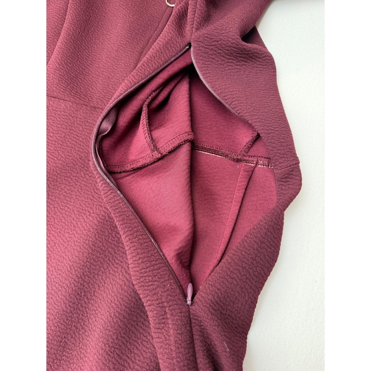 Dynamite Long Sleeve Mini Dress Burgundy Textured Bodycon Dark Academia Y2K M