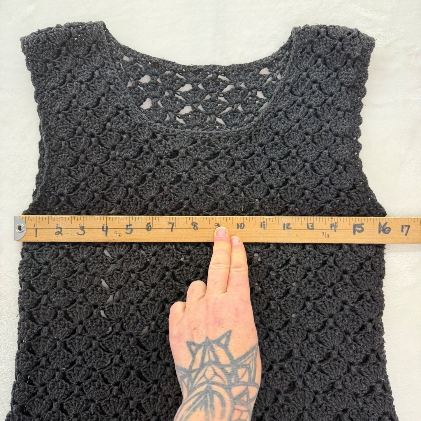 Vintage Crochet Tank Top Black Open Knit Shell Stitch Boho Parisian Chic Small