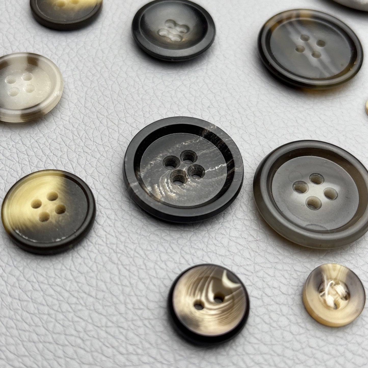 Vintage Horn-Style Button Lot (35pcs) – Brown, Taupe & Marbled Gray Mix