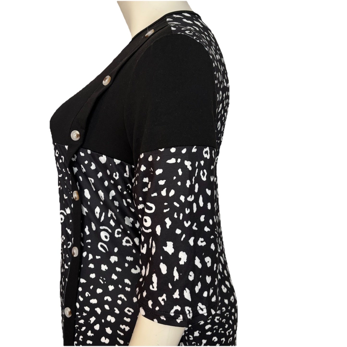 Women’s Black White Animal Print Midi Dress XL Stretch Knit Asymmetrical Buttons
