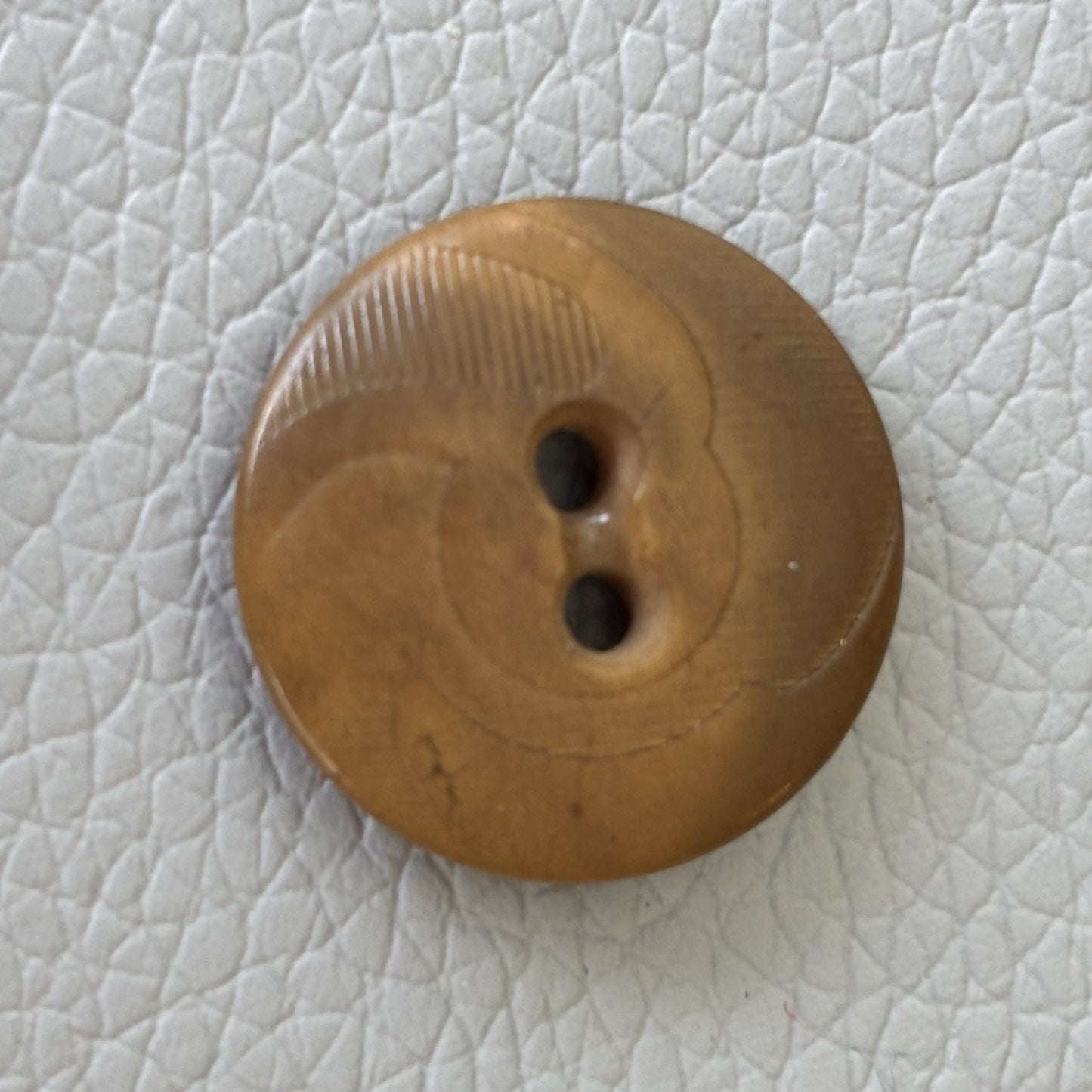 Vintage Brown Bakelite & Casein Button Lot 1930s-40s • Carved & Etched Styles