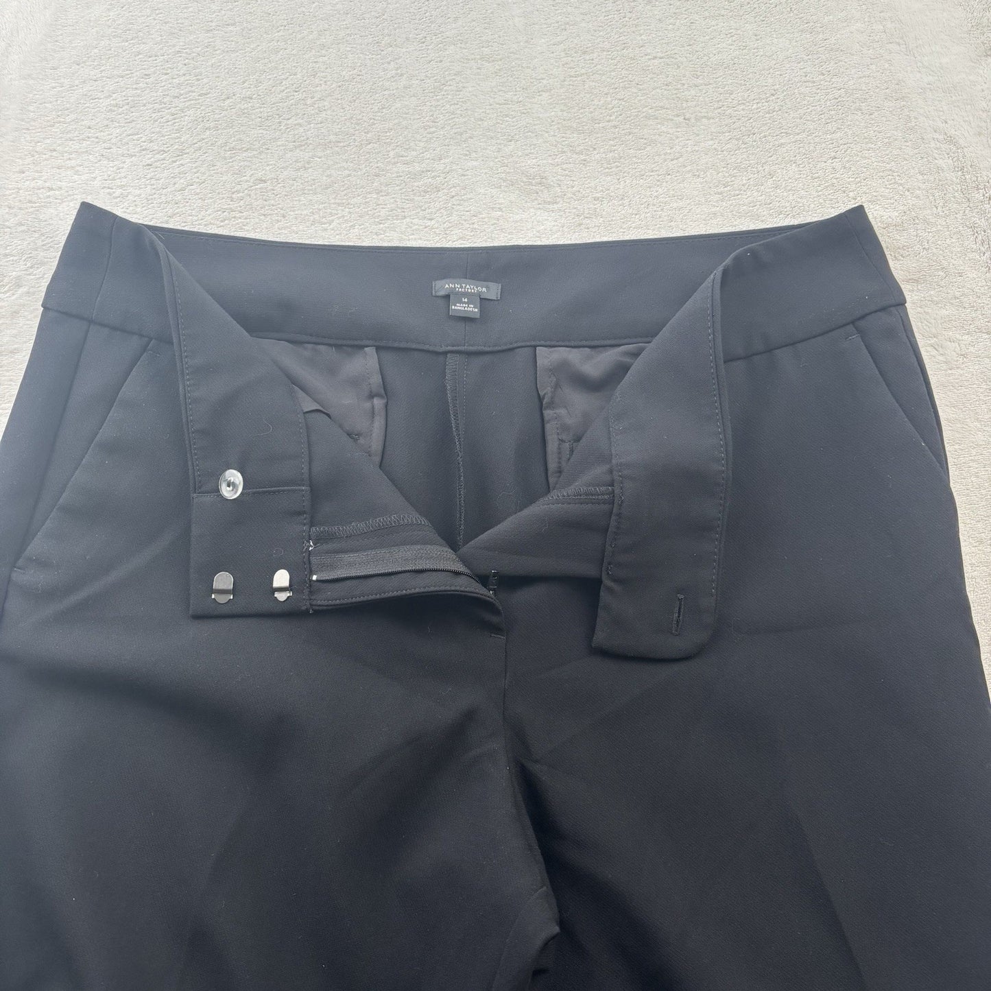 Ann Taylor The Straight Black Dress Pant Womens Sz 14 Basic Career Office Siren
