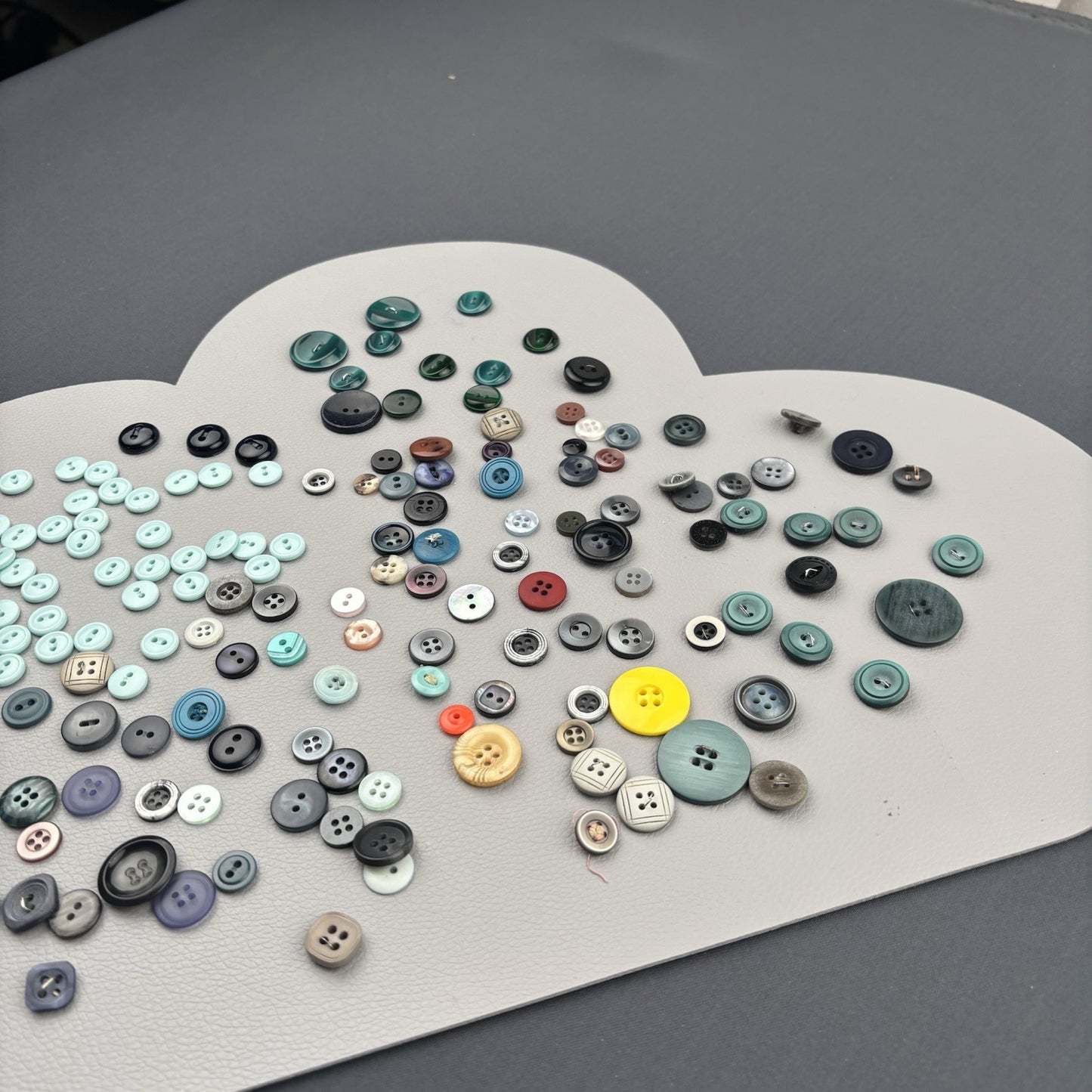 100+ Blue Colored buttons 2 hole + 4 hole crafts sewing collecting small med lge