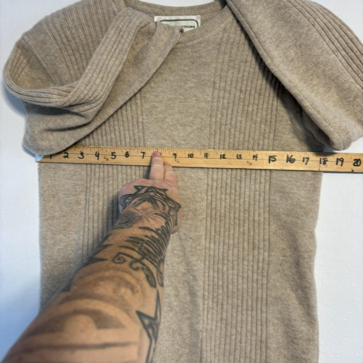 Vintage Adrienne Vittadini Cashmere Wool Long Sweater | M — detail photo 13