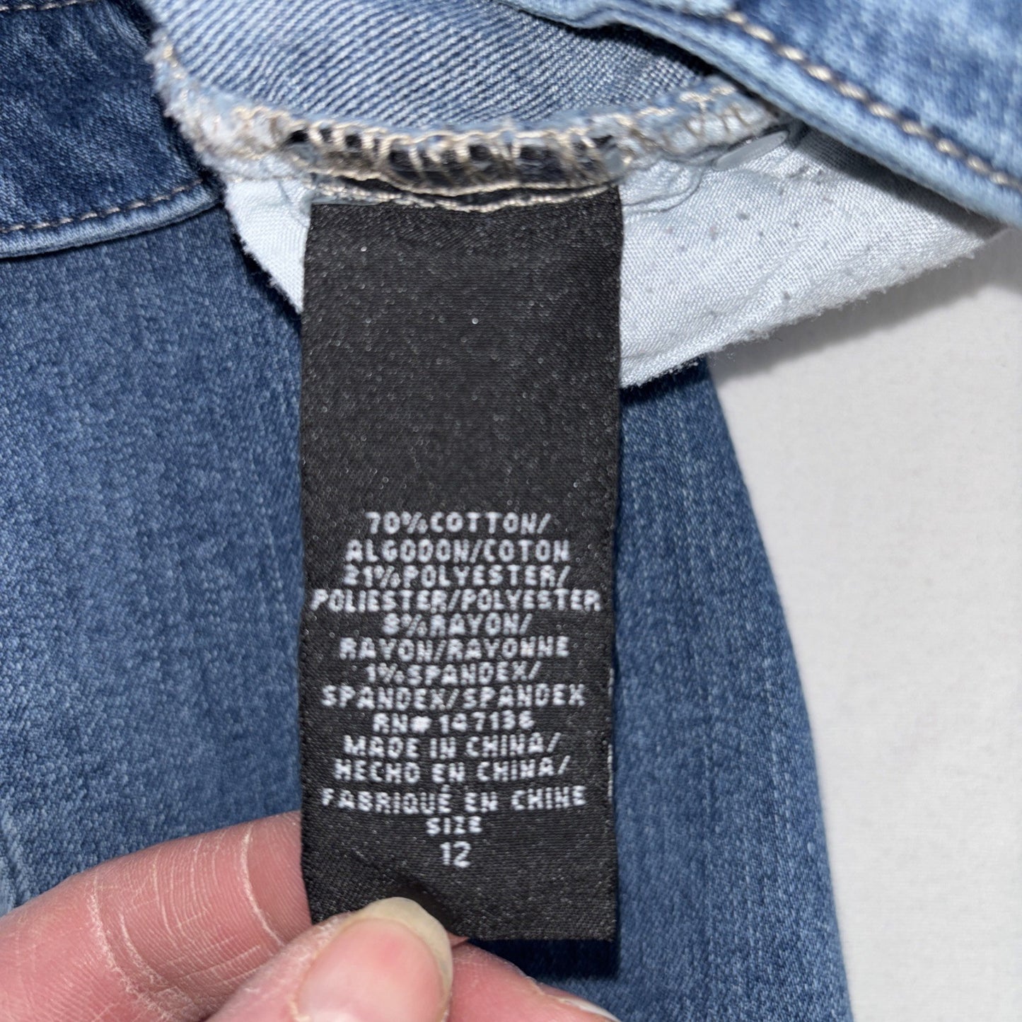 1822 Denim Jeans Womens 12 Ankle Tapered Blue Wash Stretch Distressed Basiccore