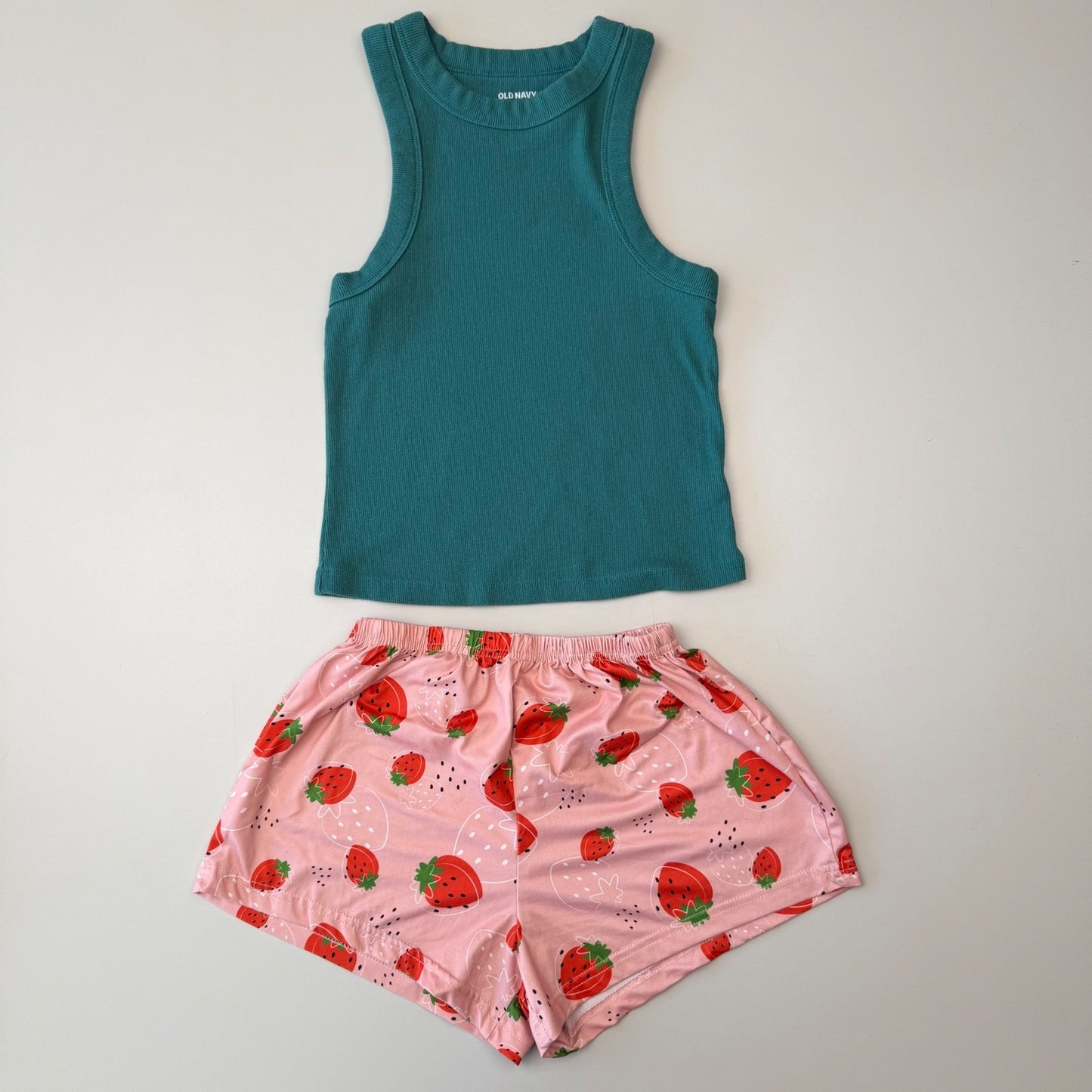 Women's Loungewear Lot Pacific Trail Shorts  Strawberry Shorts  Athleisure  M