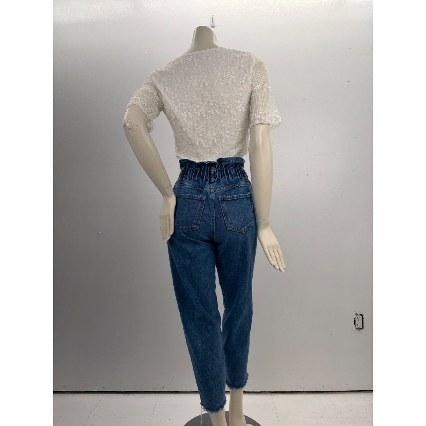 Oak + Fort High Waisted Paperbag Mom Jeans Denim Raw Hem Double Button Sz Small