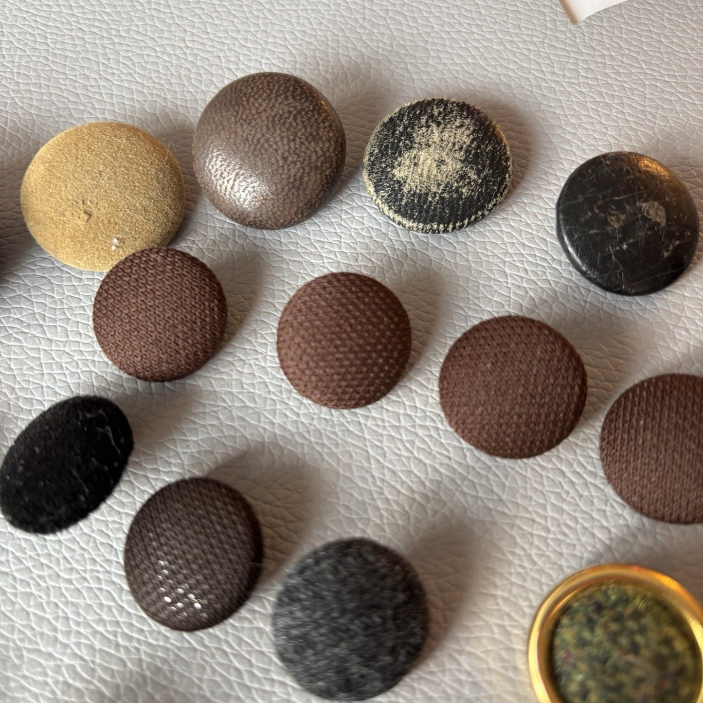 Vintage Fabric Covered Button Lot 1930s–50s Wool Tweed Satin & Thread Wrapped