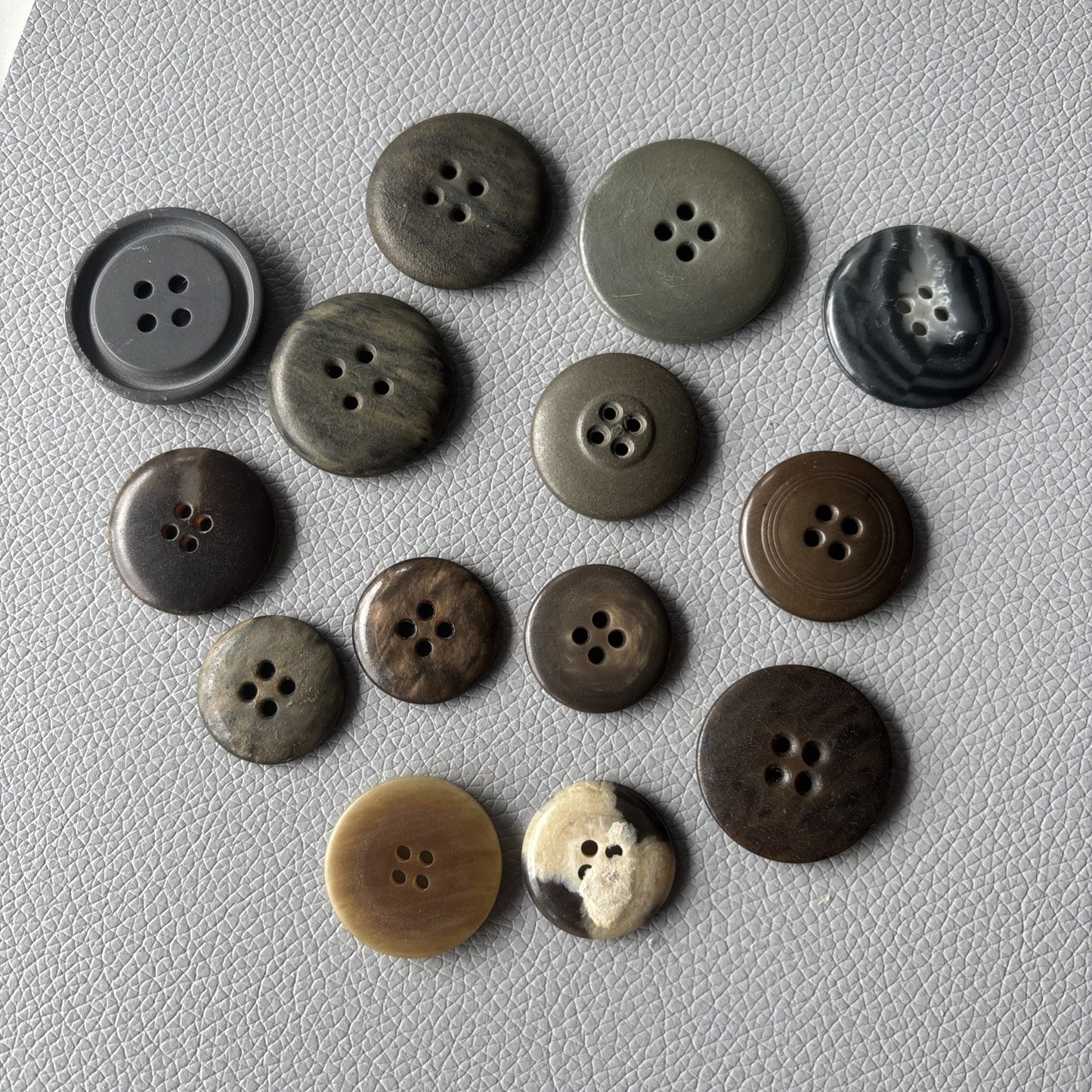 Vintage Button Lot Of  Grey Brown Beige Medium, Lg  Round Wooden + Plastic
