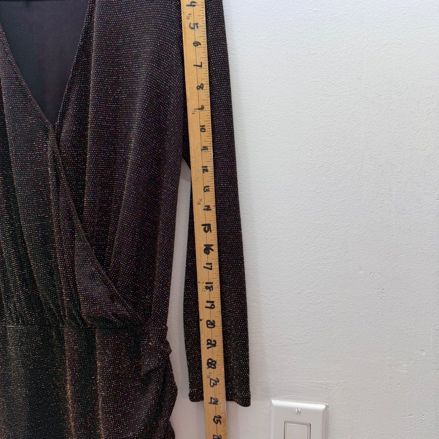 Dynamite Gold Shimmer Black Dress Ruched Long Sleeve Y2K Goth Indie Sleaze M