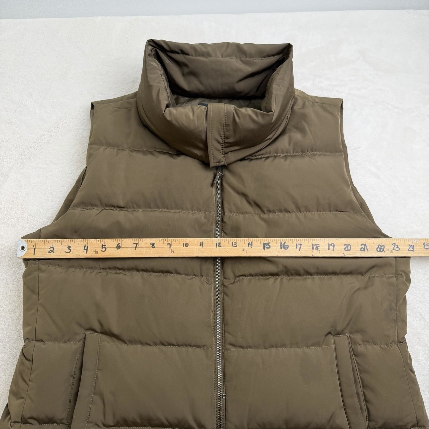 Talbots Womens Olive Green Puffer Vest Zip Front Duck Down Feather Gorpcore XL