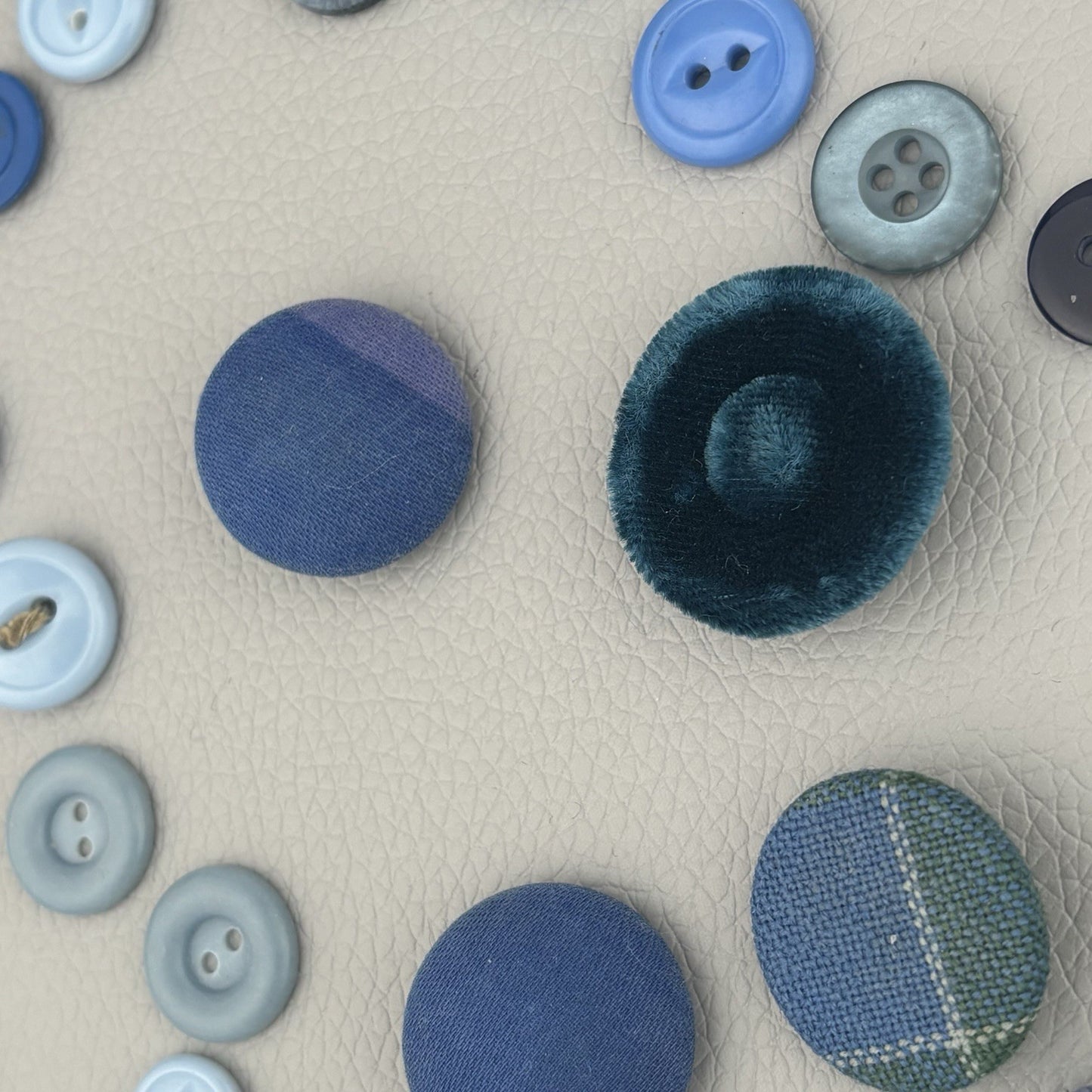Vintage Blue Fabric Covered Buttons Lot Velvet Tweed Knit Tailor Shank 1940s-60s