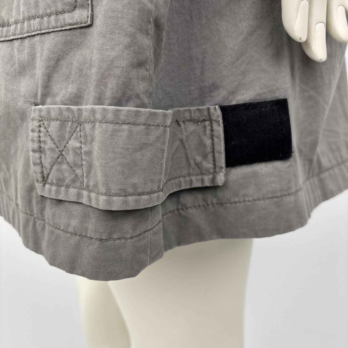 DKNY Grey  And Black Cargo Coat Drawstring Waist Full Lined Zipper Hood Outdoors