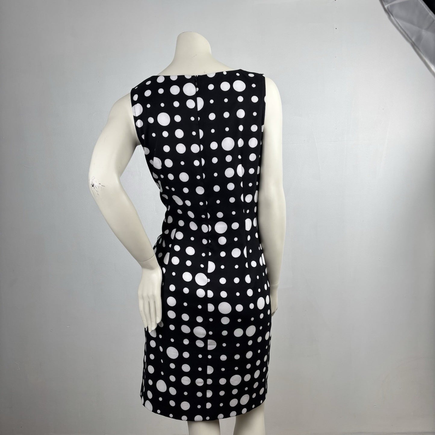 Connected Women's Black And White Polka Dot Dress Sleeveless Size 12 Boatneck