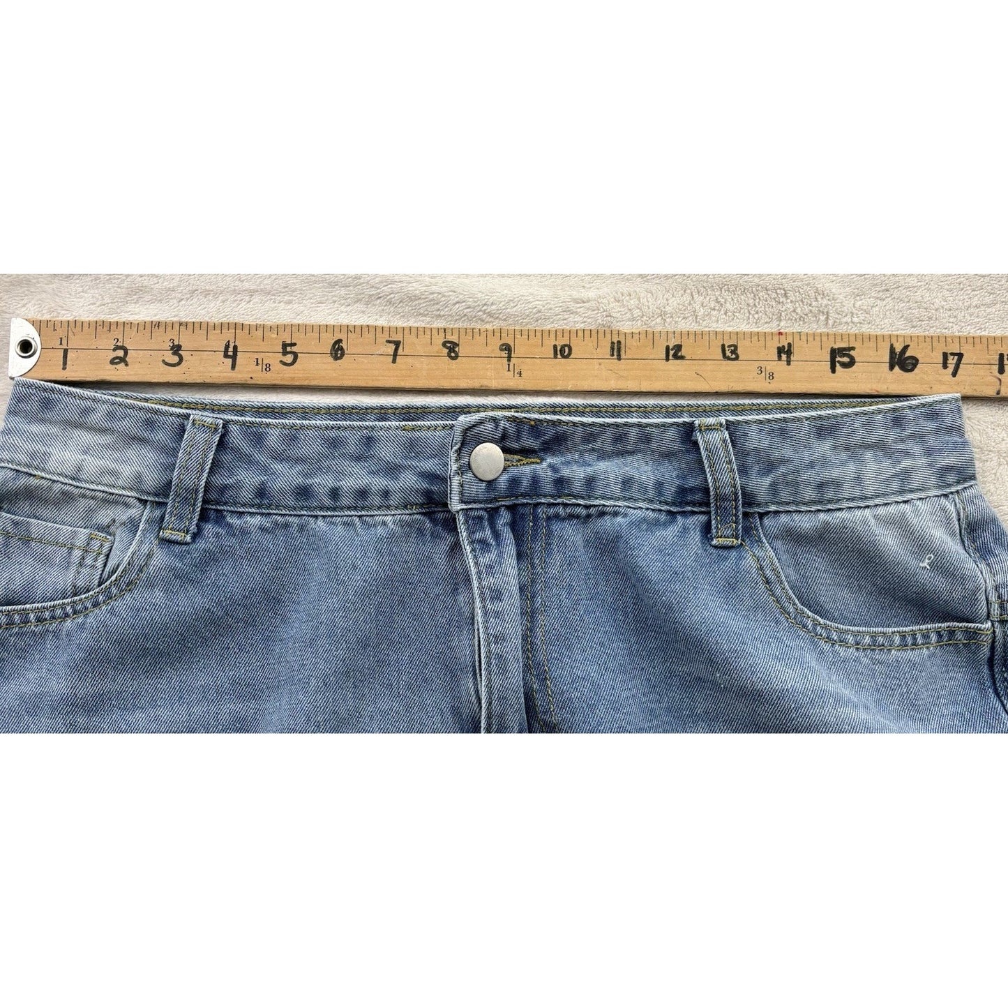 Women's Wide Leg Jeans 33x30 Slouchy Low Rise Y2K Baggy Denim White Belt Strap