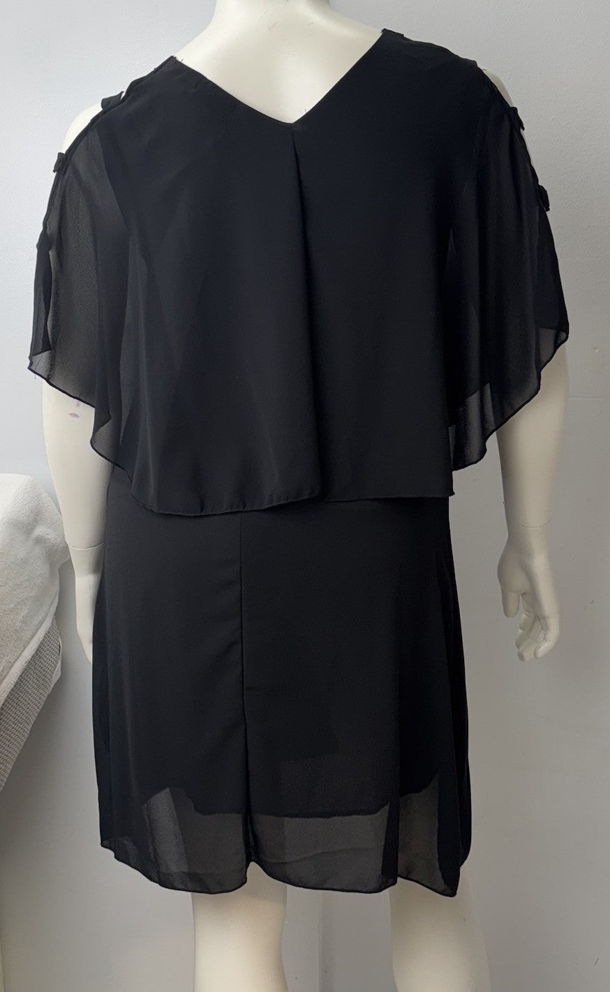 Black Chiffon Overlay Dress Cold Shoulder Layered Sheer Party Cocktail Sz Medium