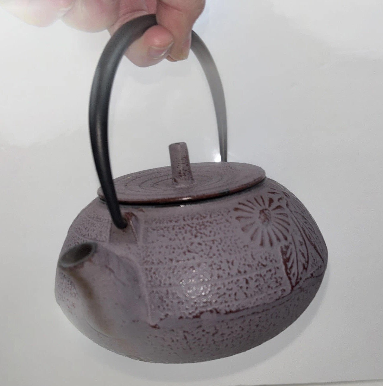 Purple Japanese Cast Iron Teapot Tetsubin Floral Chrysanthemum Pattern Rare